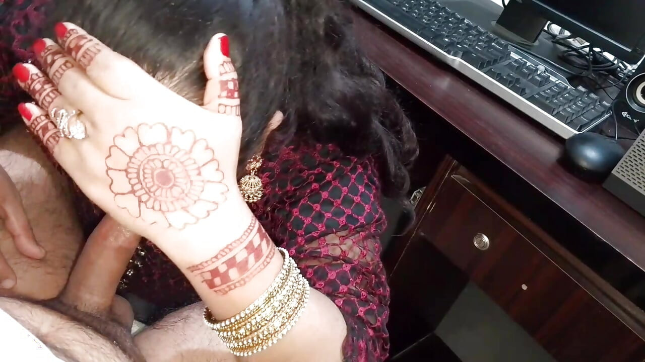 Indian Office boss hot sex with desi beautiful girl