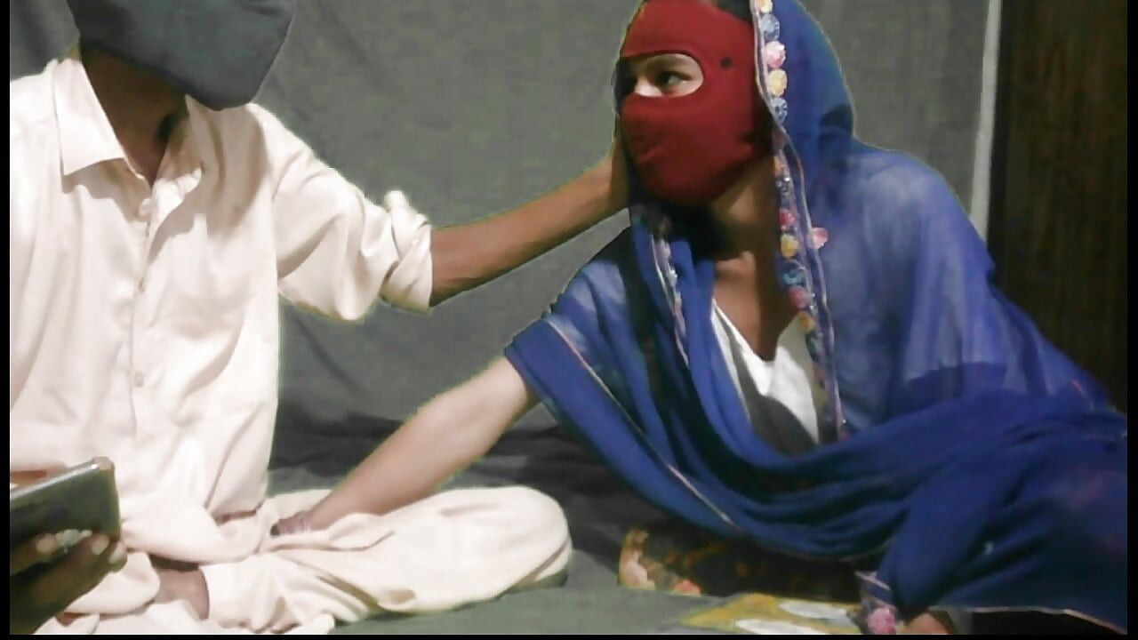 Pakistani Teacher punishes his teen student S1:E42